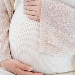 ”四川省政府工作🇨🇮🚆报告中的这句话🐫，让四川省政协委🇦🇨现在可以代孕吗